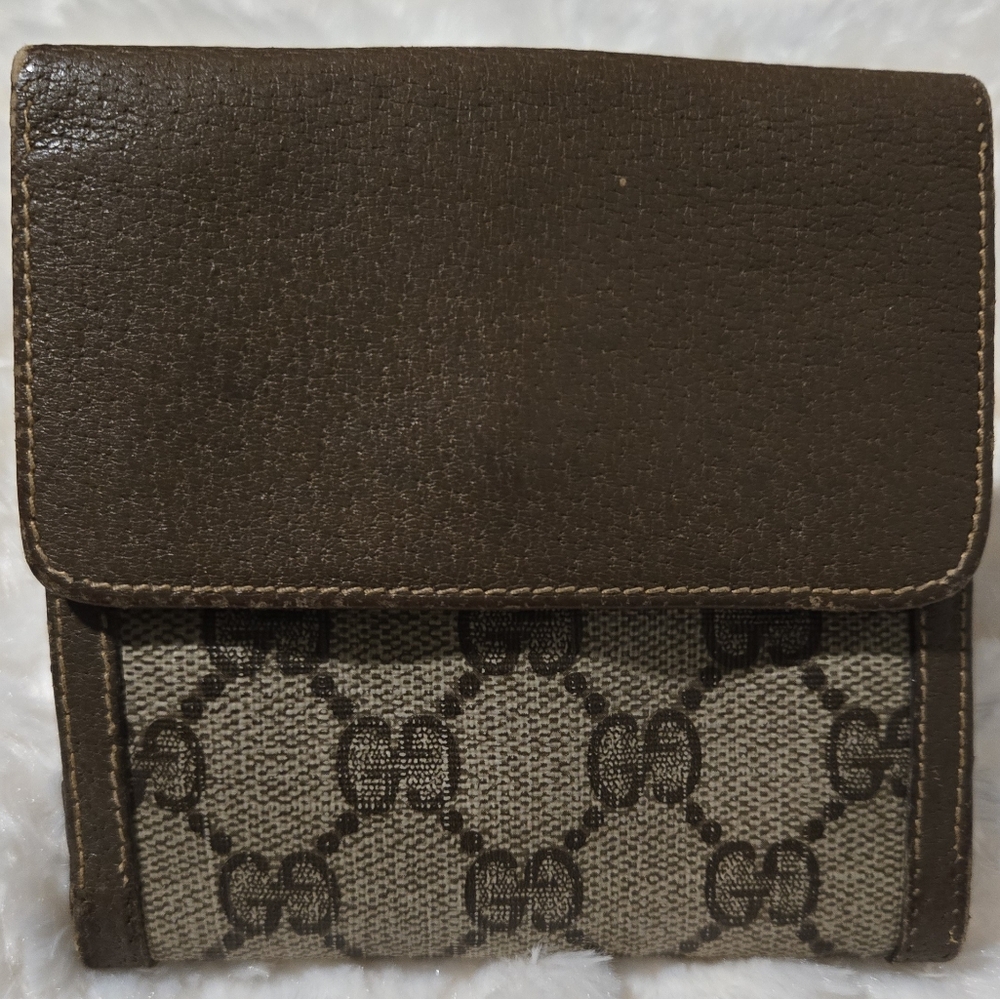 Gucci Vintage Monogrammed Leather Wallet - Picture 5 of 11